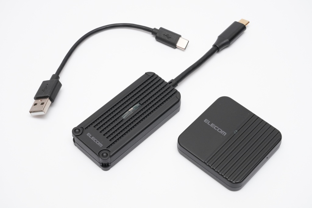 エレコム「DH-CW4K110BK」内容|受信機給電用ケーブル、送信機、受信機